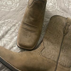 Ariat Womens Remuda Western Boot